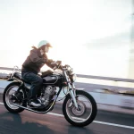 僅因外觀一見鍾情！YAMAHA SR400改裝Tracker風格｜ 女車主的機車人生蛻變記