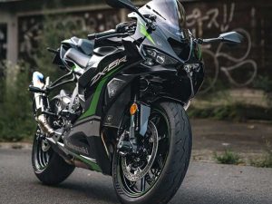 Kawasaki「Ninja ZX-6R（636cc）」車主評價｜大型重機駕照換購×外型一見鍾情×缺點油耗差×碳纖維改裝計畫【Webike愛車精選】