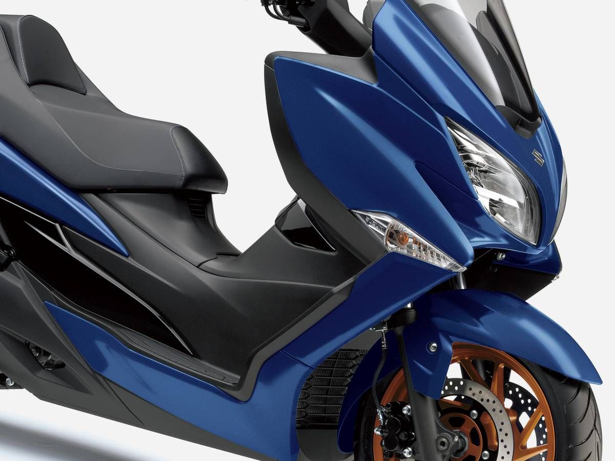SUZUKI 2027年式 Burgman 400 ABS 發表！8/18日本上市、支援E10汽油 售價98萬100日圓
