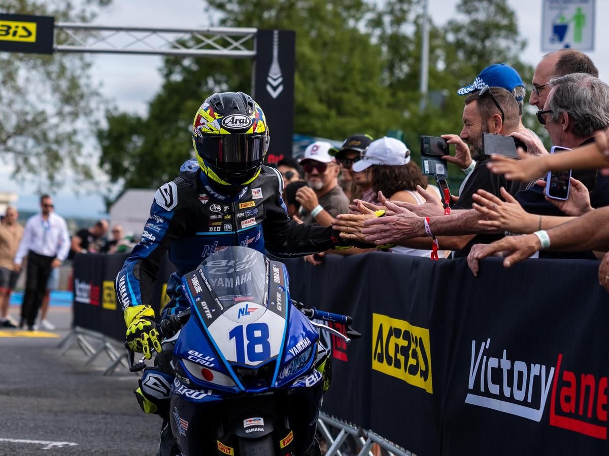 【FIM Yamaha R3世界盃 Magny-Cours】高平理智首勝！0.195秒險勝竹本倫太郎×日本車手1-2包辦×第二回合Aymon Bocanegra桿位