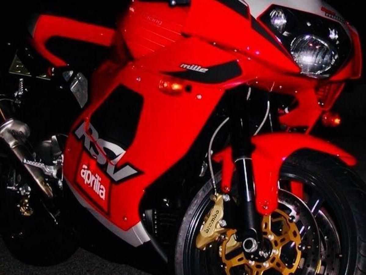 Aprilia「RSV mille（1000cc）」車主評價｜Ducati 996比較後購入×長途旅行適合×離合器沉重/電系脆弱缺點×自行整備前提【Webike愛車精選】