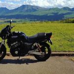 Honda「CB400 Super Four Version R（400cc）」車主評價｜一見鍾情飛機頭整流罩×山路扭力充沛×電系穩壓器弱缺點【Webike愛車精選】