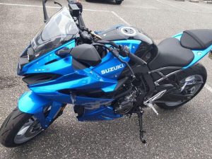 Suzuki“GSX-8R（776cc）”车主评价｜外型购入×爆裂加速凶猛×悬吊出色×椅垫偏高/油耗差缺点×运动轮胎改装计画【Webike爱车精选】