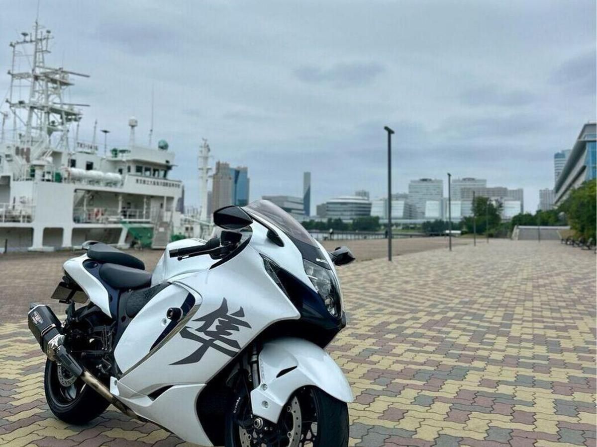SUZUKI HAYABUSA車主評價｜「大型重機＝隼」的憧憬成真！1300cc旗艦隼作為第一台大重機的真實心得【Webike愛車精選】