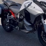 Ducati「Multistrada V4 S（1158cc）」車主評價｜一見鍾情雷達功能購入×市區高速輕鬆自如×缺點重/改裝貴×60歲前日本一周目標【Webike愛車精選】