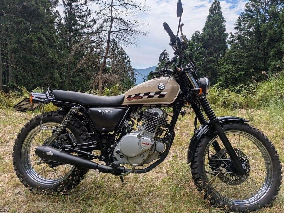 Suzuki「Grasstracker Big Boy（249cc）」車主評價｜露營旅行×免驗車×鋼絲輪框換越野胎×速度慢缺點×保留原廠可逆改裝計畫【Webike愛車精選】