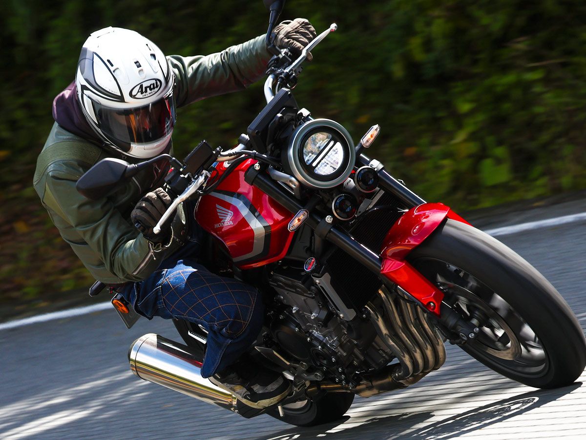 【試駕報告】Honda「CB400 Super Four E-Clutch」！「優質白米」的Super Four回來了×全面革新引擎×14kg輕量化×E-Clutch