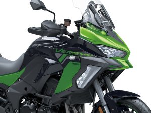 【新车】Kawasaki“VERSYS 1100 SE（2027年式）”10月17日日本发售！电浆莱姆绿 x 金属恶魔黑新色×2,123,000日圆维持不变