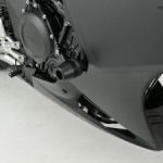 【专用设计】Daytona推出Honda CBR400R FOUR E-Clutch（’26）专用引擎防倒球｜全黑标准款×流线型铝合金饰板款两种版本