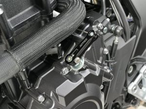 【新产品】DAYTONA“Light Clutch release arm”Suzuki GSX-8R/S×V-Strom 800系列！离合器操作减轻约20%×铝合金黑色阳极×2023至2026年式适用