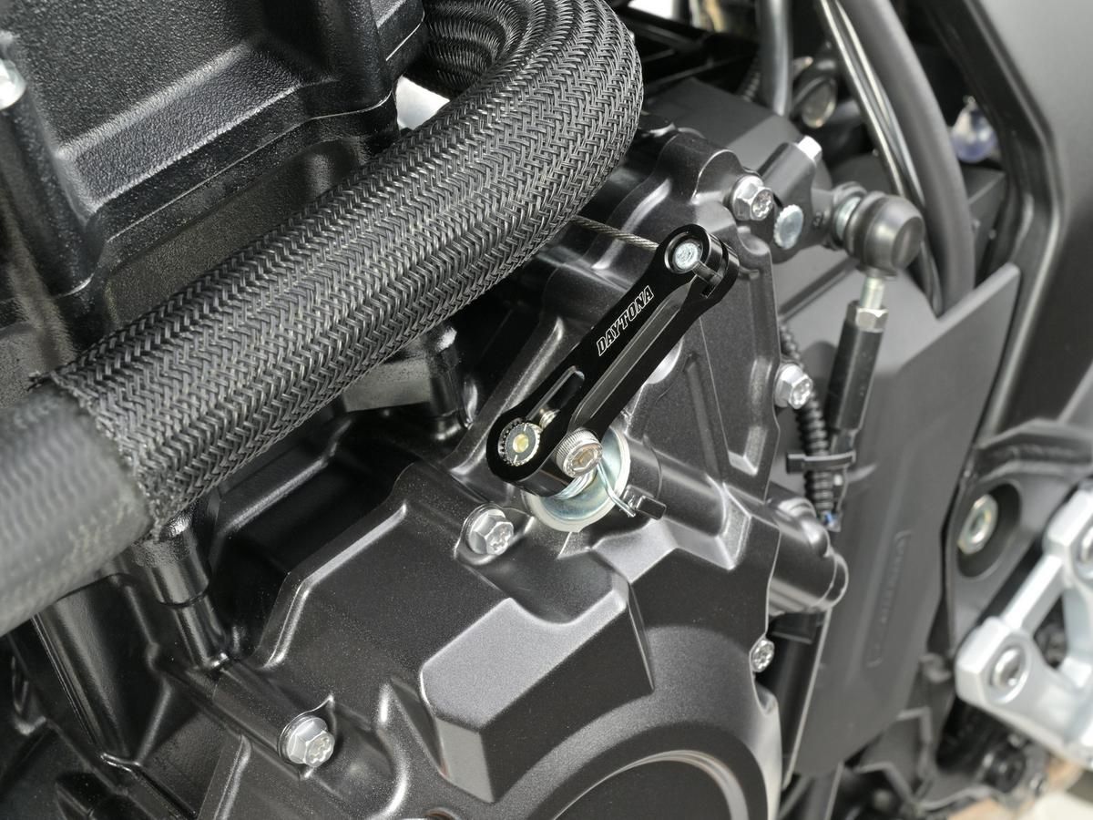 【新产品】DAYTONA“Light Clutch release arm”Suzuki GSX-8R/S×V-Strom 800系列！离合器操作减轻约20%×铝合金黑色阳极×2023至2026年式适用