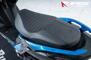 2026 YAMAHA 勁戰七代改裝首選｜APEXX賽車座墊、CCD Factory後避震、DOG HOUSE避震器後移座 舒適升級全攻略