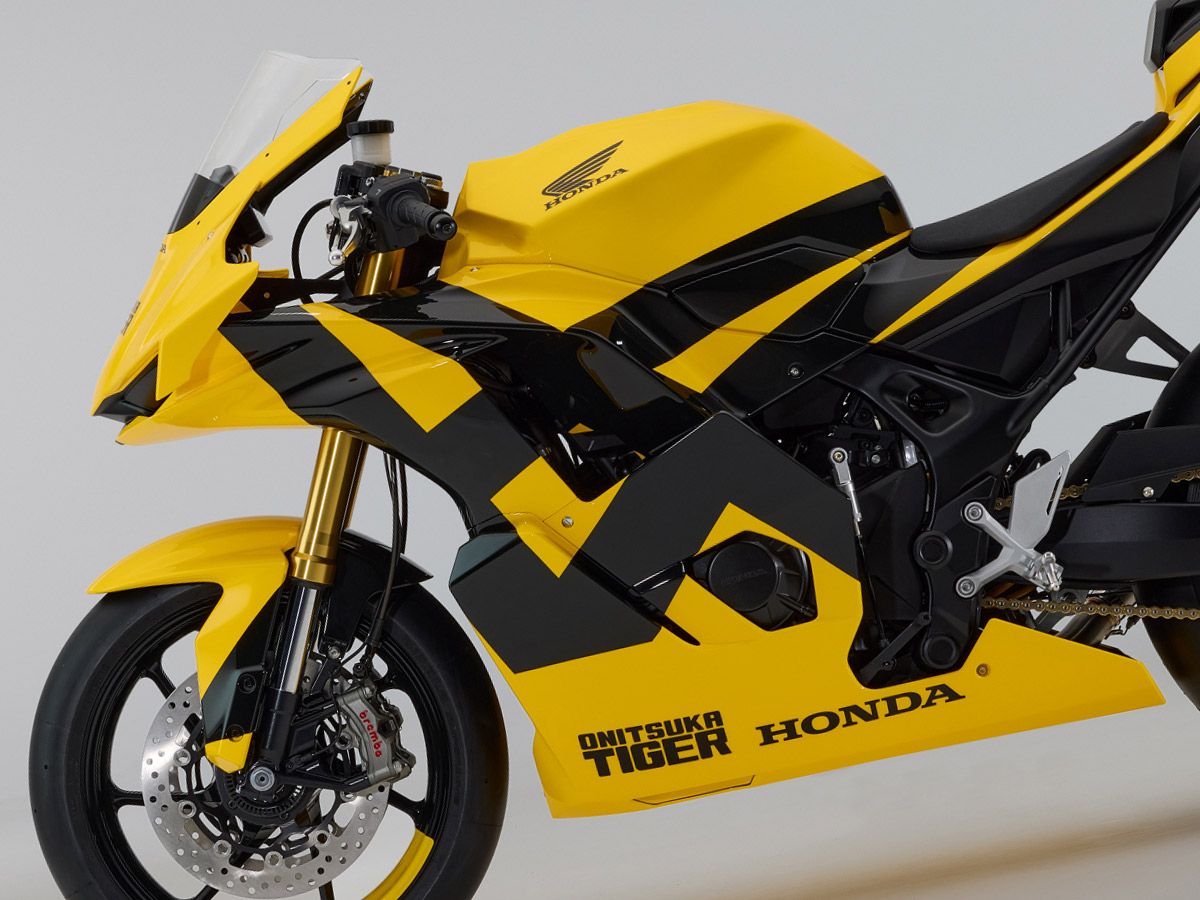 【概念車】Honda×鬼塚虎「Mid Sports Concept」米蘭時裝週發表！CB750 Hornet基礎×Tiger Yellow×Brembo×Akrapovič