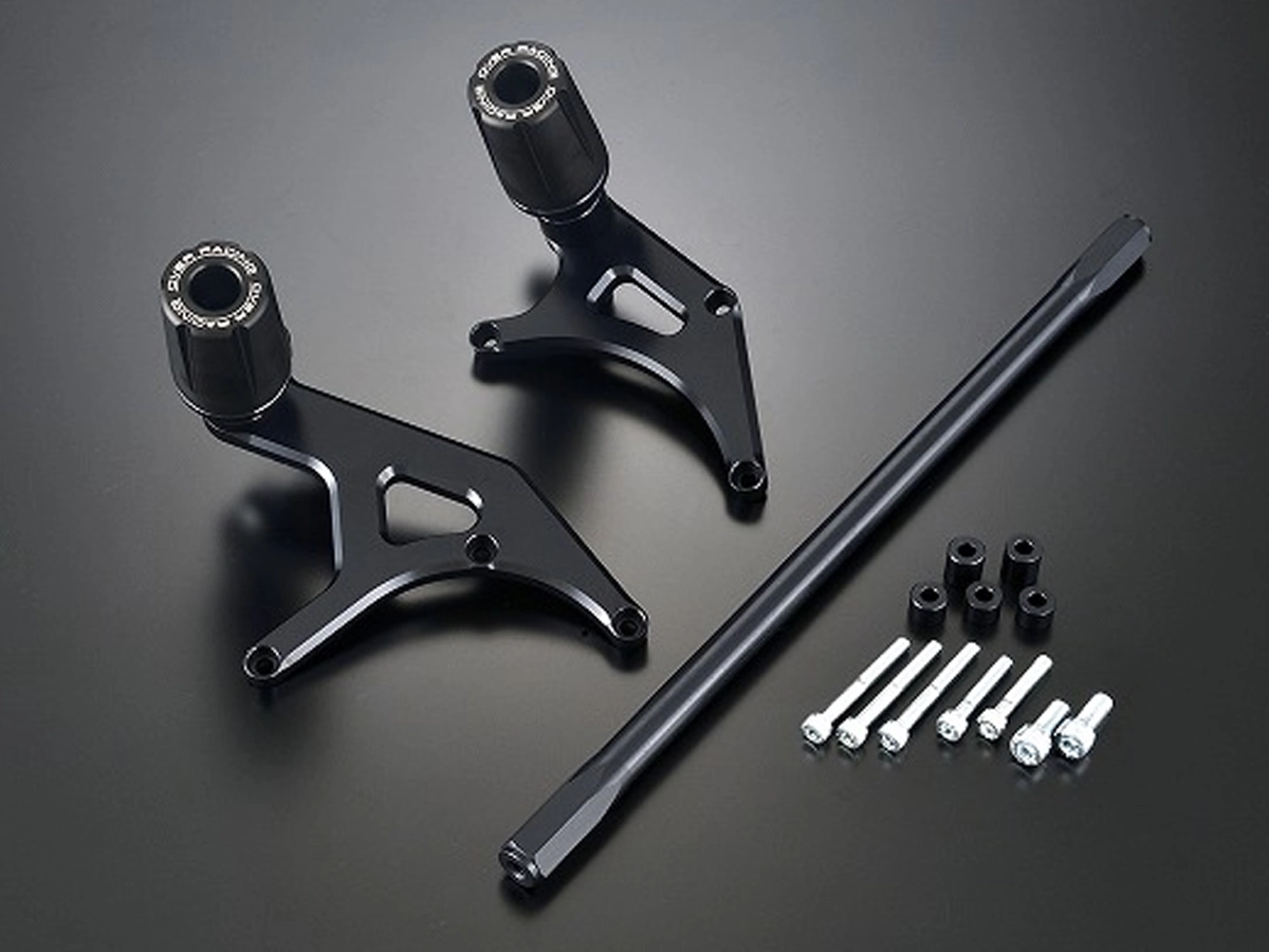 【新产品】OVER Racing“YZF-R9专用引擎防倒球”无需加工×银色/黑色两色可选
