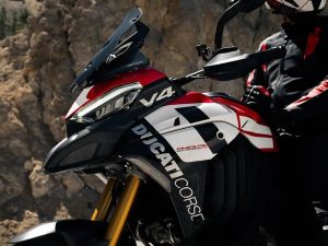 【欧洲新车】Ducati“Multistrada V4 Pikes Peak 2027年式”新涂装发表！MotoGP灵感彩绘×170PS×Öhlins×Akrapovič×雷达ACC