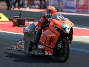【NHRA Pro Stock Motorcycle】Richard Gadson Hayabusa本季三连胜！决赛击败队友Herrera犯规×生涯第七胜