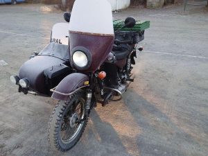Ural「Gear-Up（749cc）」車主評價｜露營載物能力強×2WD邊車×夏天塞車引擎過熱缺點【Webike愛車精選】