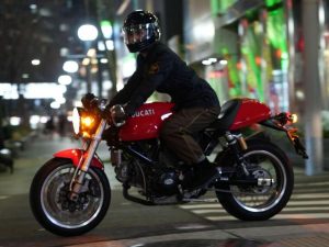 Ducati「SPORT1000（1000cc）」車主評價｜Neo Cafe Racer×L型雙缸脈動×乾式離合器×Desmo旋律×稀有二手名車【Webike愛車精選】