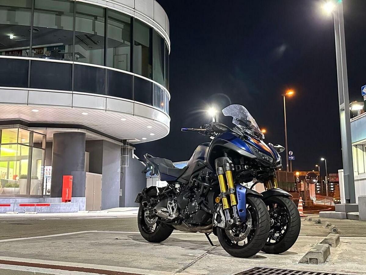 YAMAHA「NIKEN（845cc）」車主評價｜LMW前二輪×YAMAHA愛好者一定要騎一次×TMAX560比較×大重缺點【Webike愛車精選】