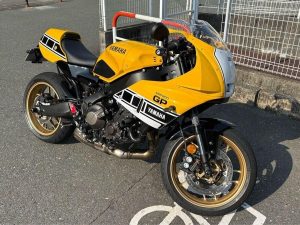 Yamaha「XSR900 GP（900cc）」車主評價｜外型帥氣動力充沛×電子輔助讓彎道更有趣×著地性差與轉向角小缺點【Webike愛車精選】