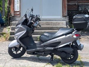 Suzuki「BURGMAN 200（200cc）」車主評價｜動力充沛長途旅行好夥伴×長風鏡防風佳×油箱10L需頻繁加油缺點【Webike愛車精選】