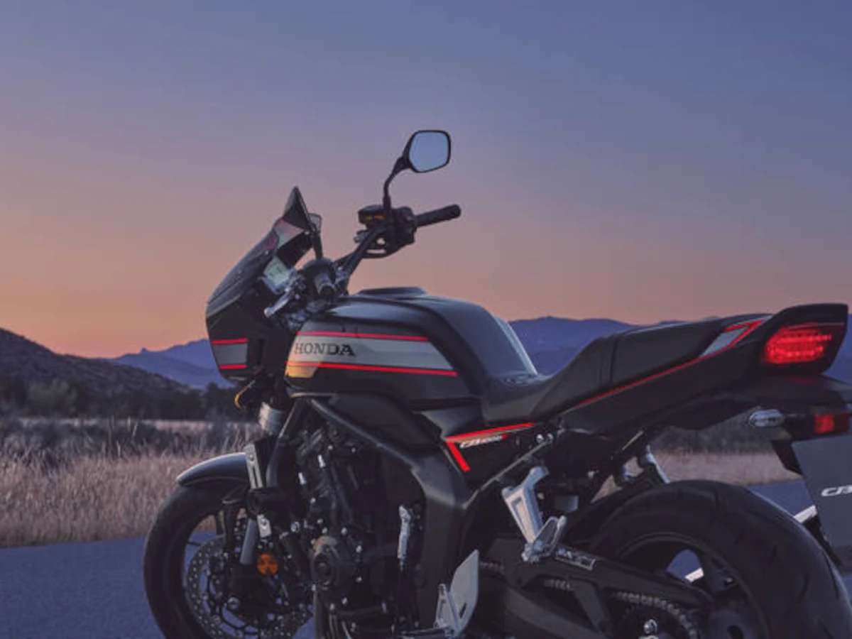 【Honda】CB1000F開發秘辛公開!開發負責人談CB750F/CB900F風格×Fireblade引擎×歐洲開始交車