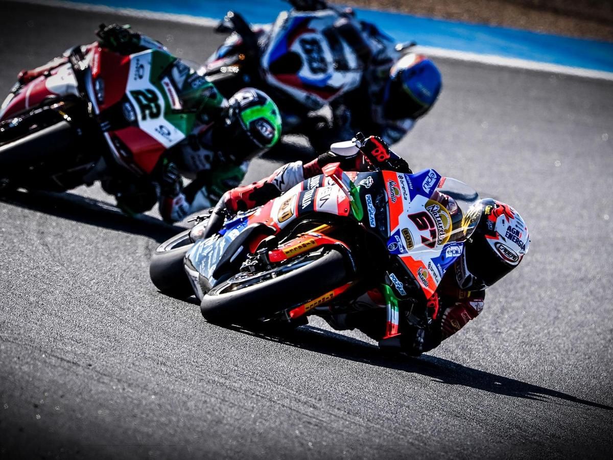 【WorldSBK第11站埃斯托里爾】Bulega三連勝！單季29勝破Bautista紀錄×664分破Rea紀錄×新秀Surra三度登台