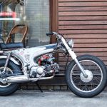 Honda「DAX 70（約1972年）」HOTROD改裝｜原廠零件流用×髮絲紋車架×88cc引擎