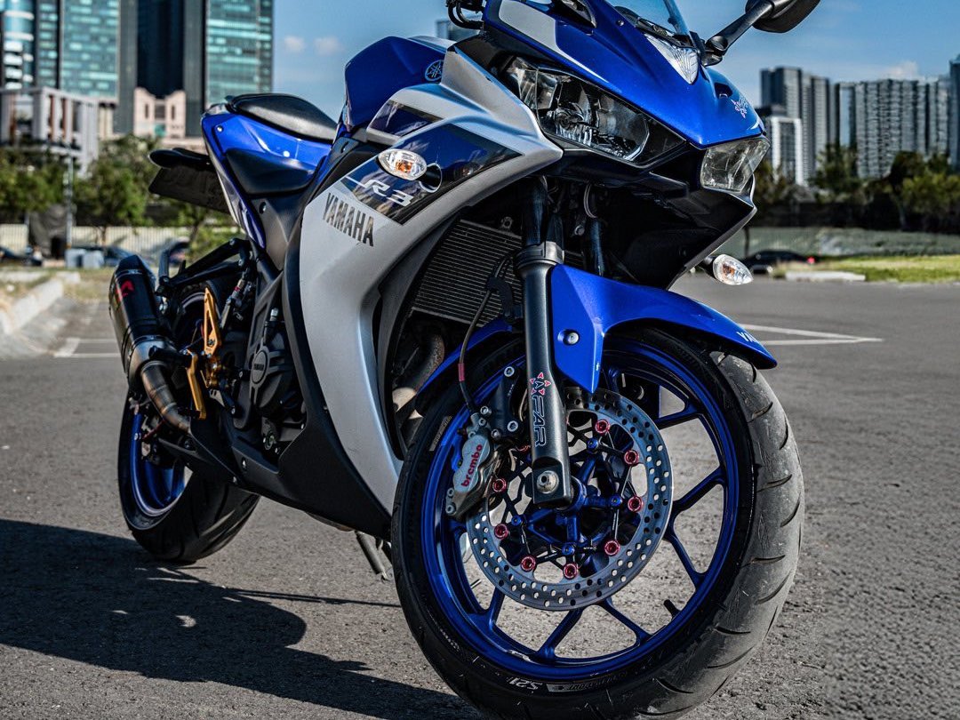 FAR Brake SA-CLASSIC 前碟盤 300mm 安裝於 YAMAHA YZF-R3