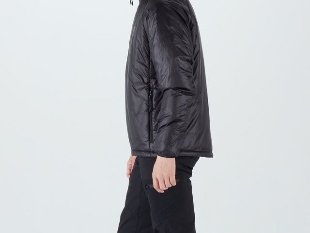 RS TAICHI RSU647 保暖內層外套 側面穿著