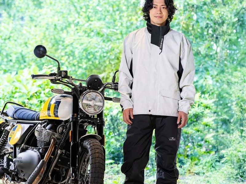 Rough & Road RR7812 雨衣 穿著示意