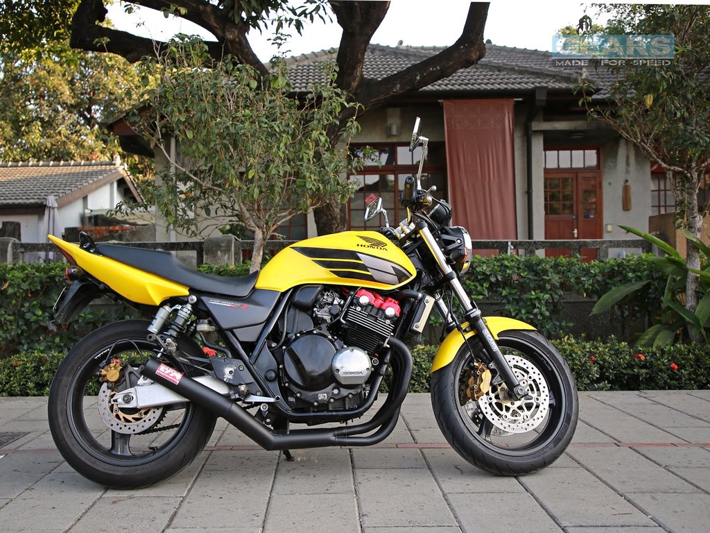 CB400SF 侧面全景照