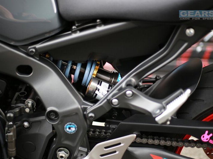 GEARS RACING H2 後避震器 MT-09 安裝實車
