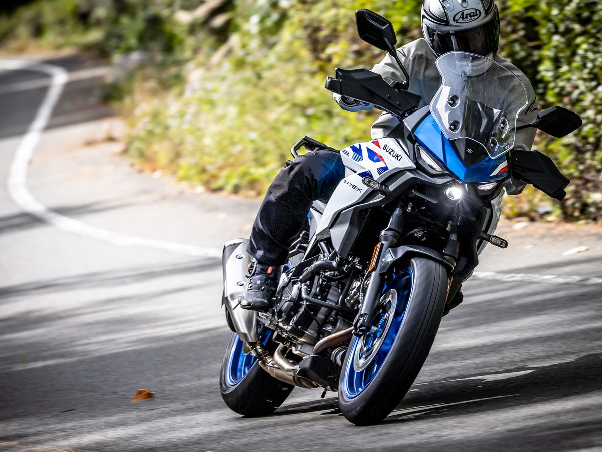 【新車試駕】Suzuki「SV-7GX」試駕（113萬3000日圓起）｜645cc V型雙缸×跨界車×電子油門×雙向快排