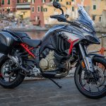 【新車】Ducati「Multistrada V4 S Grand Tour 2027年式」！前後雷達ACC標配×60L側箱×Skyhook EVO×170hp×美國30,995美元