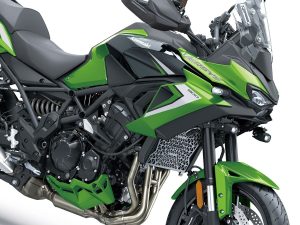 【海外新车】Z900引擎跨界打造！KAWASAKI 2027年式VERSYS 900／SE发表！948cc四缸×车系首度搭载ARAS驾驶辅助系统