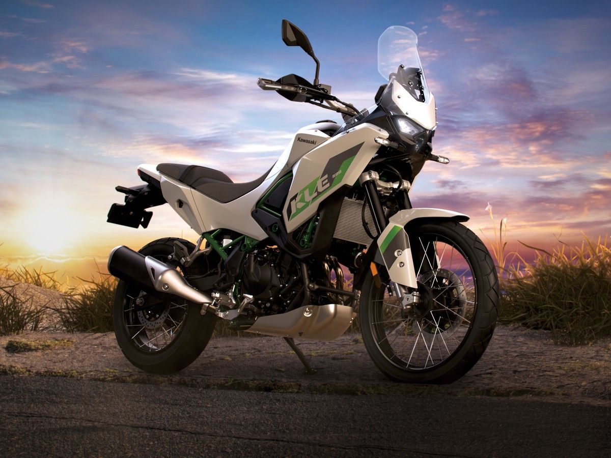 【海外新车】Kawasaki KLE500 SE Smartride欧洲发表!机械式自动离合器起步停车免操作离合器×无内胎轮胎×451cc并列双缸45PS×德国售价7,795欧元