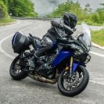 【海外新車】2027年式Yamaha TRACER 9系列歐洲發表｜GT+新色銀河藍×性能銀、GT陶瓷灰、標準版動力藍 德國GT+ 1萬9319歐元