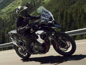 【新車】Triumph「TIGER 1200」2027年式日本發表！1160cc三缸158PS×前後雷達×CarPlay／Android Auto×HEIGHTFLEX停車降座高，279萬5000日圓（約台幣58萬元／約港幣13萬9千元）起