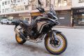 KOVE 625X 實車全景，電子避震版座高 795–820mm。